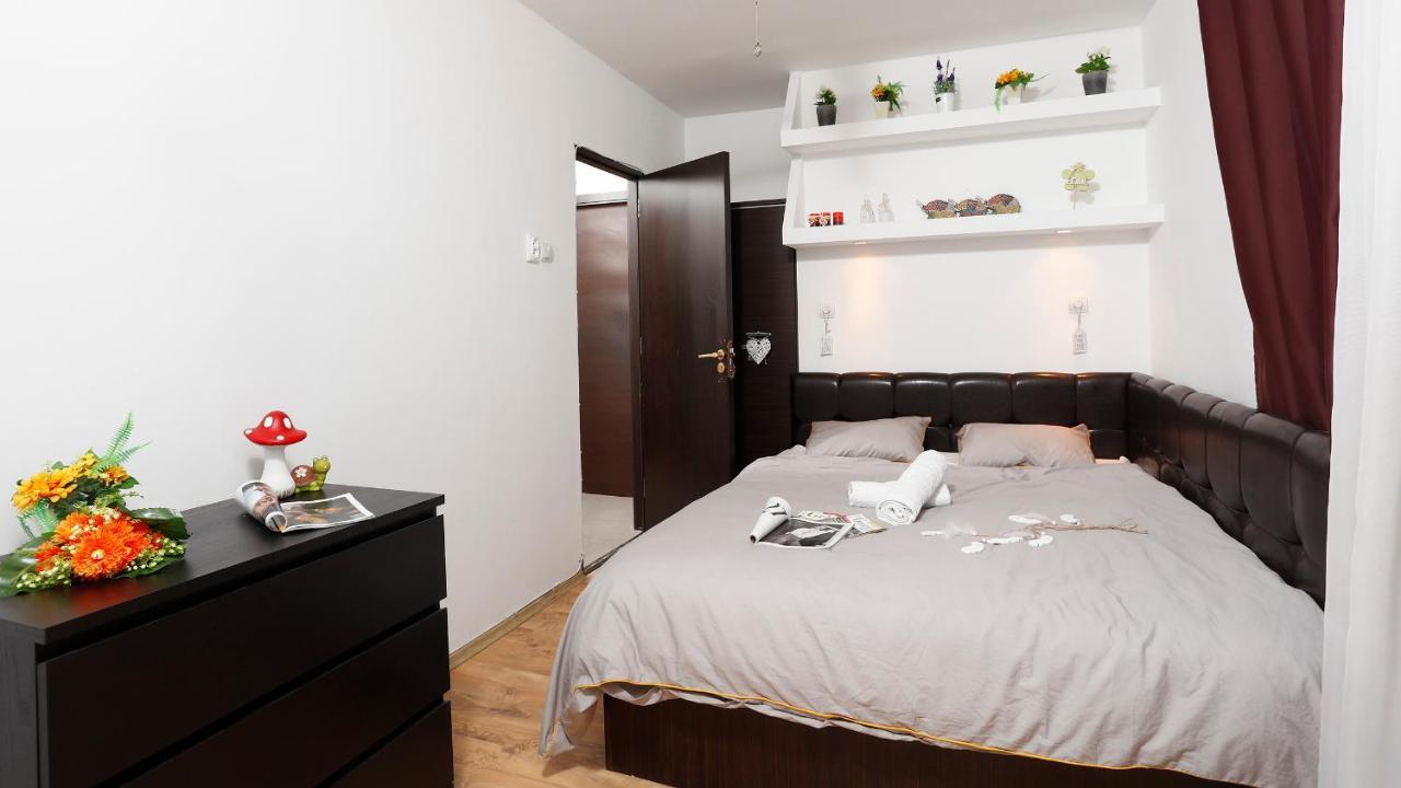 Central Apartment Very Close To Old City Bükreş Dış mekan fotoğraf